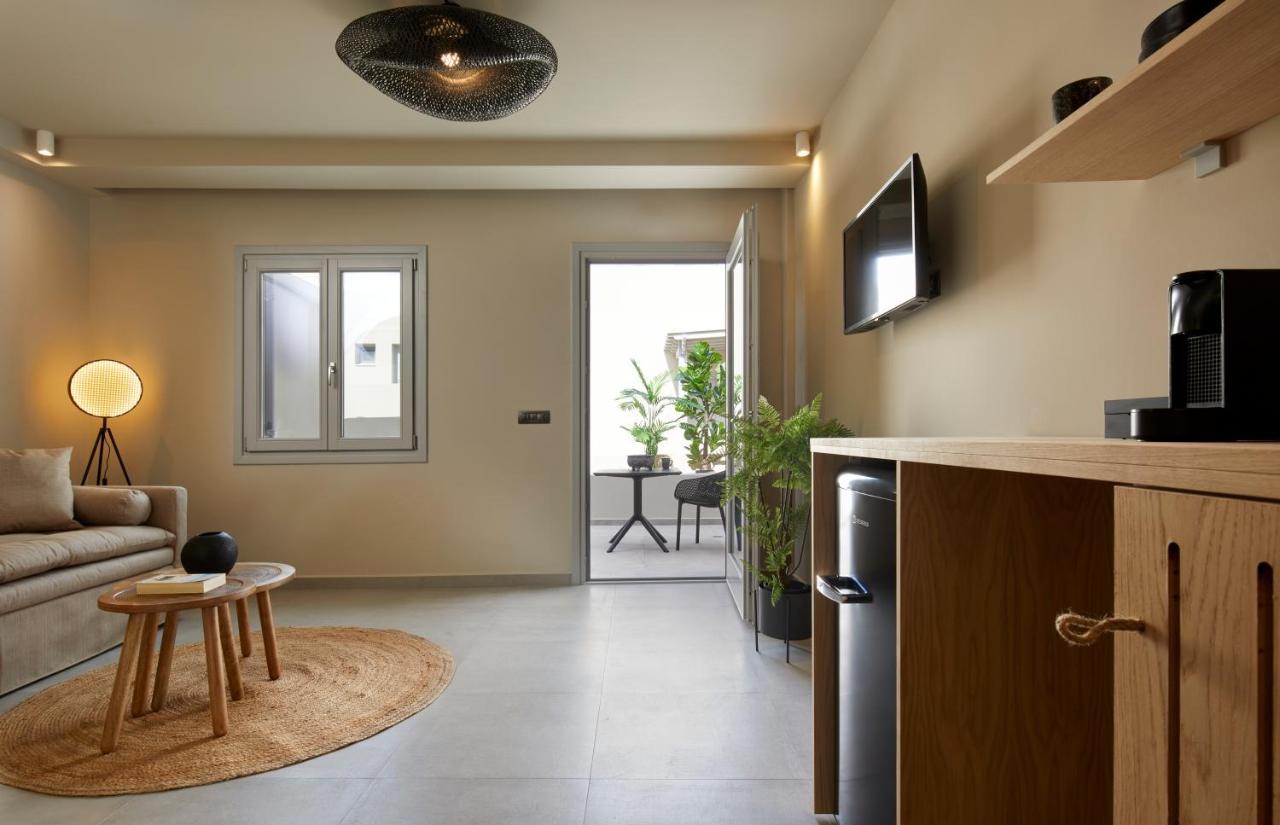 Mayu Suites Pyrgos Kallistis Room photo
