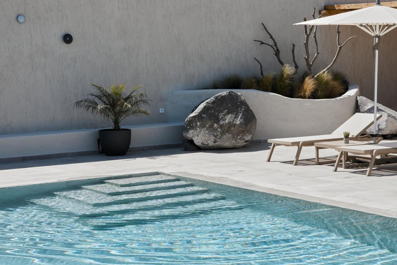 Mayu Suites Pyrgos Kallistis Exterior photo